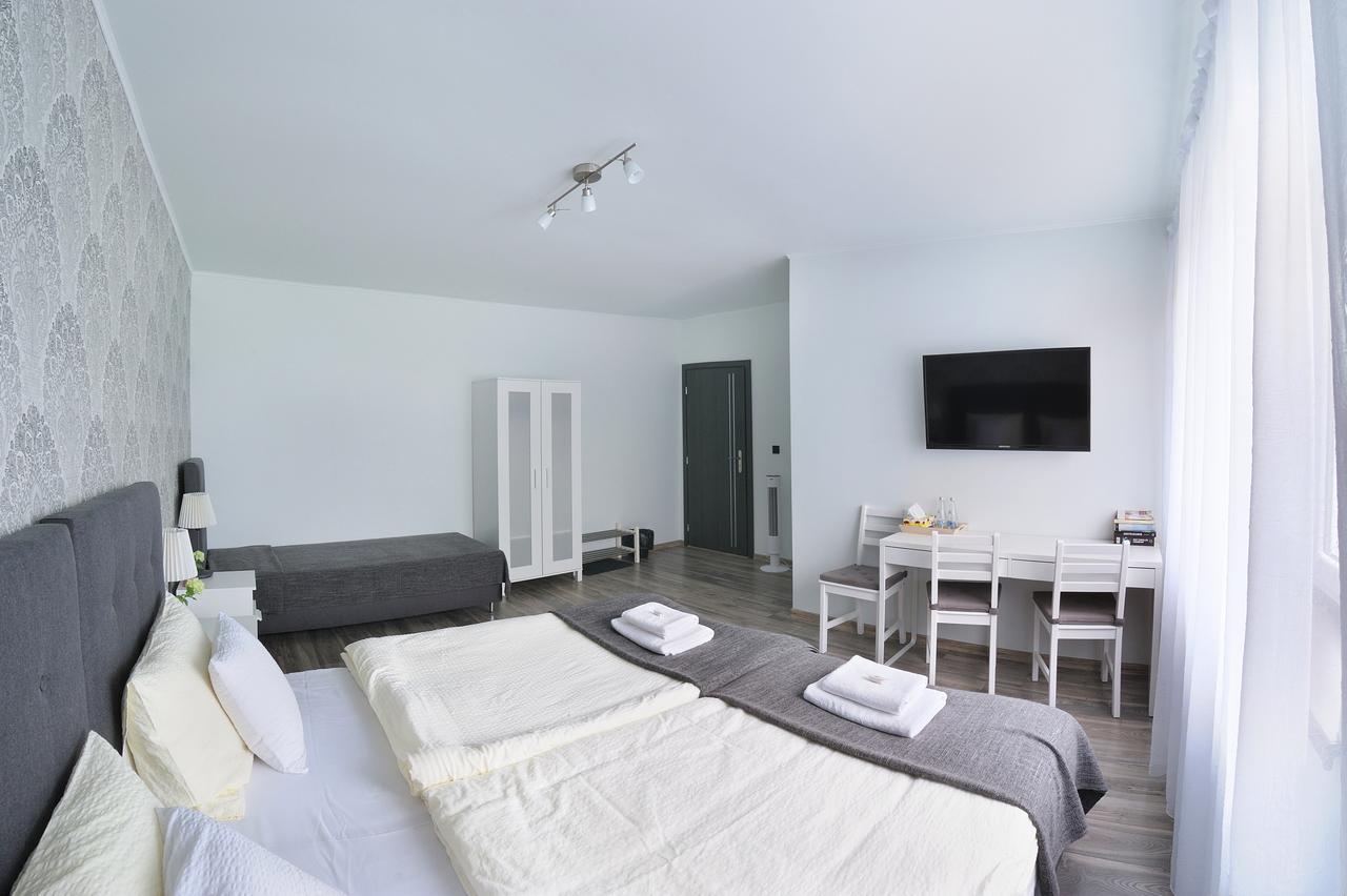 7Th Room Guest House Oswiecim Exterior photo